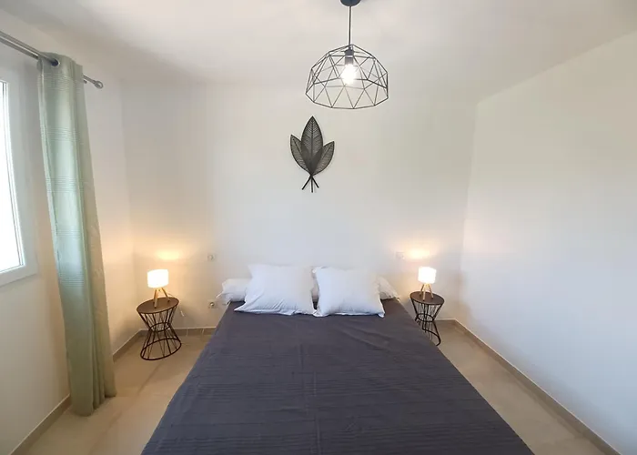 Lägenhet Candella 3 *