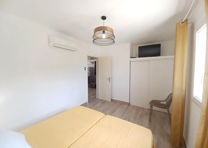 Lägenhet Candella 3 *